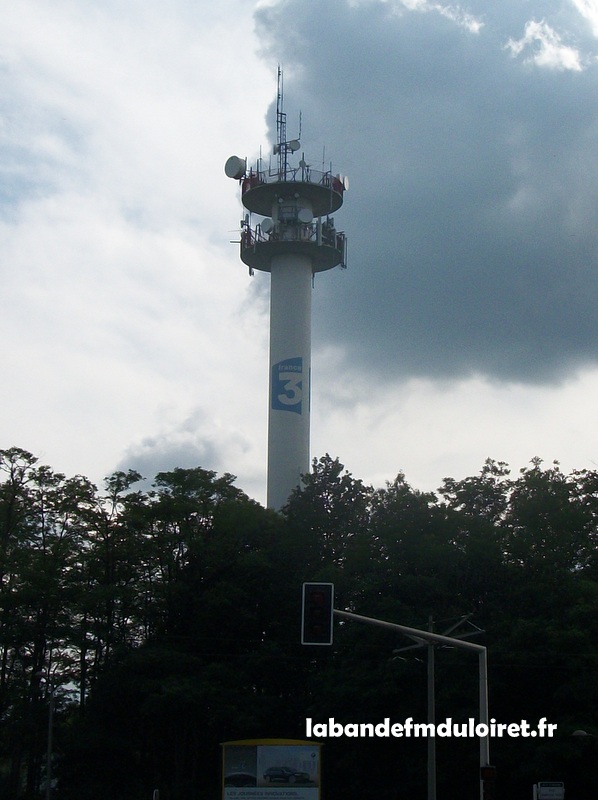 l'antenne France Info sur la tour TDF (France 3) Orléans - La Source