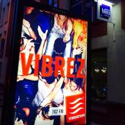 avril 2015, Vibration s'affiche...devant France Bleu!
