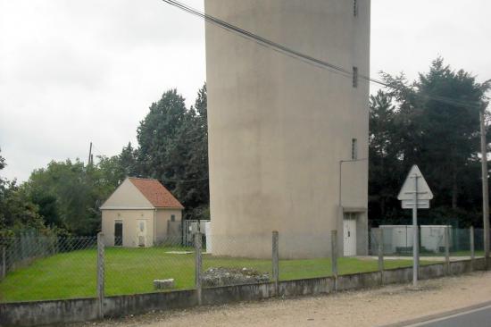 Site Towercast St Denis en Val, rue du chateau d'eau (local technique)